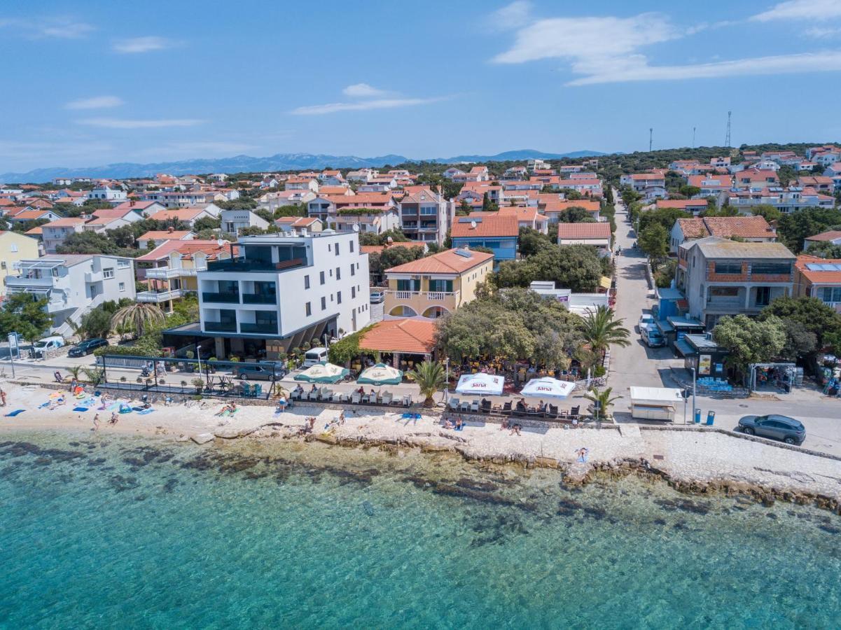 Apartmani Plazibat Mandre Exterior photo